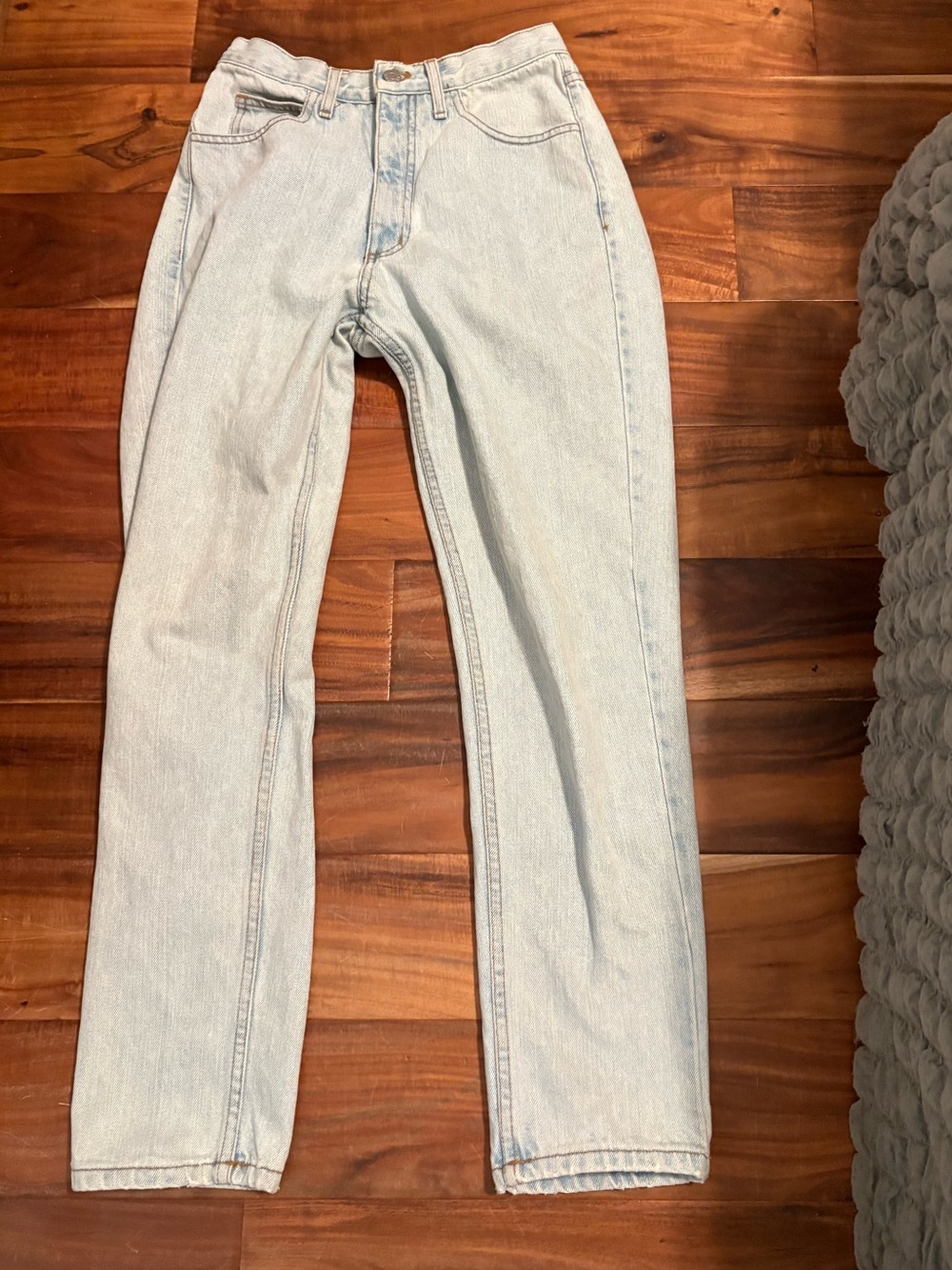 Vintage Guess Jeans USA Made‎ High Rise Mom Jeans Light 29 Straight 90s (1284)